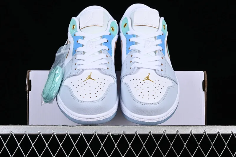 All categories Air Jordan Jordan series basketball shoes Air Jordan 1 Low Z version Air Jordan 1 Low "Emerald Rise" AJ1 Joe 1 white and blue FN8899-131